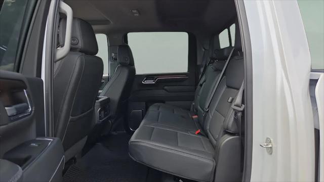 2024 GMC Sierra 2500HD 4WD Crew Cab Standard Bed Denali
