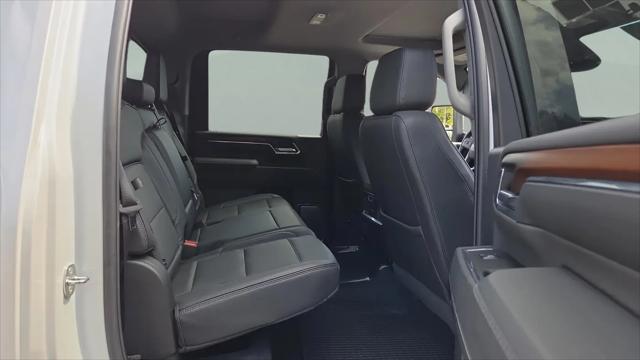 2024 GMC Sierra 2500HD 4WD Crew Cab Standard Bed Denali