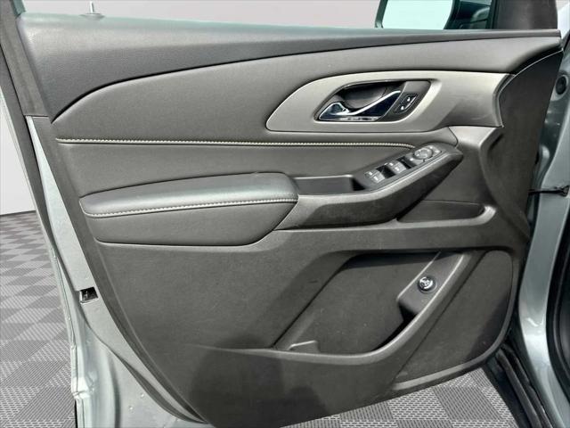 2023 Chevrolet Traverse AWD LT Leather