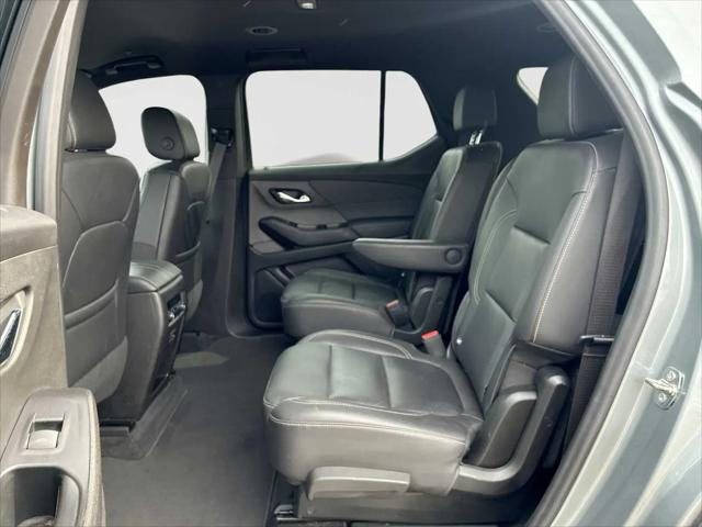 2023 Chevrolet Traverse AWD LT Leather