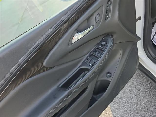 2019 Buick Envision FWD Essence