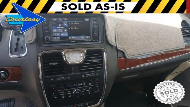 2014 Chrysler Town & Country Touring-L