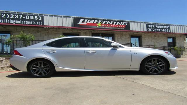 2015 Lexus IS 250 Crafted Line