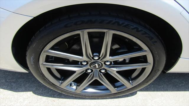 2015 Lexus IS 250 Crafted Line