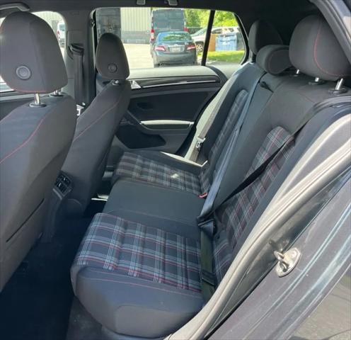 2017 Volkswagen Golf GTI S 4-Door