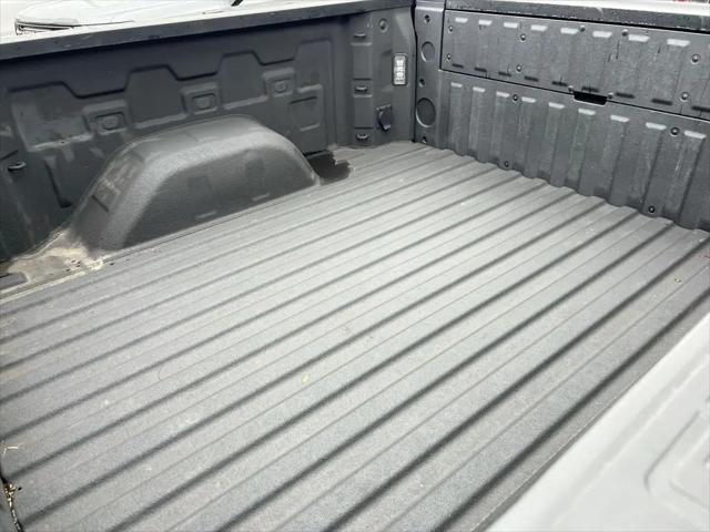 2023 GMC Sierra 1500 4WD Crew Cab Short Box SLT