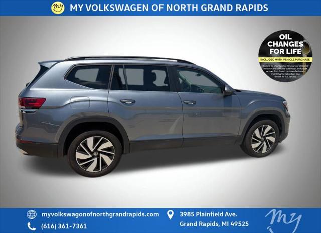 2025 Volkswagen Atlas 2.0T SE w/Technology