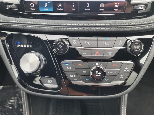 2027 Chrysler Pacifica Limited
