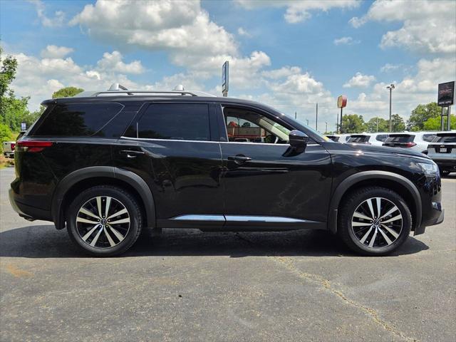 2024 Nissan Pathfinder Platinum FWD