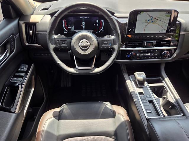 2024 Nissan Pathfinder Platinum FWD