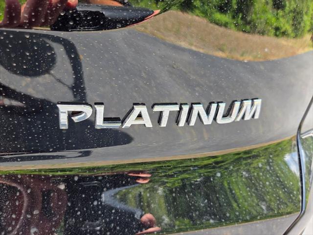 2024 Nissan Pathfinder Platinum FWD