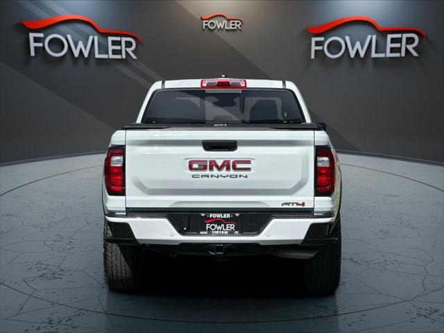2023 GMC Canyon 4WD Crew Cab Short Box AT4
