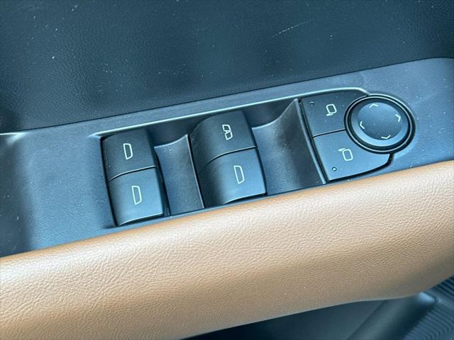 2023 GMC Canyon 4WD Crew Cab Short Box AT4