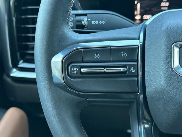 2023 GMC Canyon 4WD Crew Cab Short Box AT4