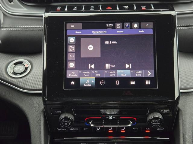 2026 Jeep Grand Cherokee L Laredo 4x2