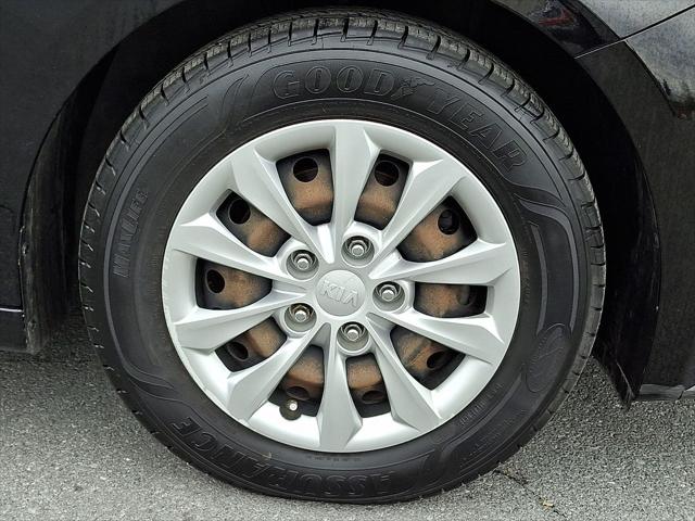 2020 Kia Forte FE
