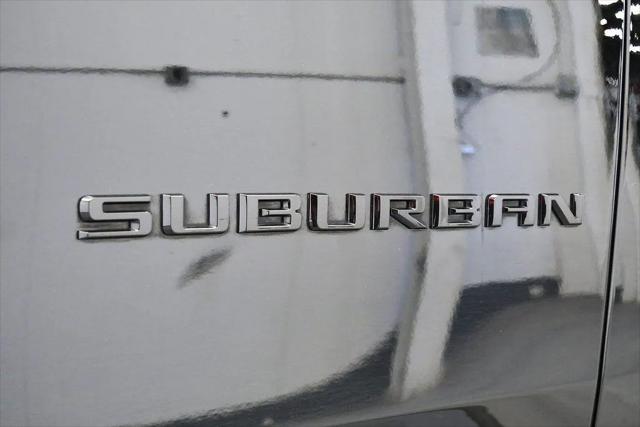 2023 Chevrolet Suburban RST