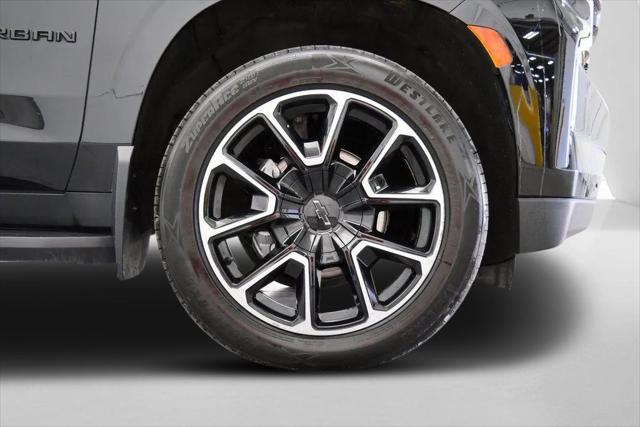 2023 Chevrolet Suburban RST