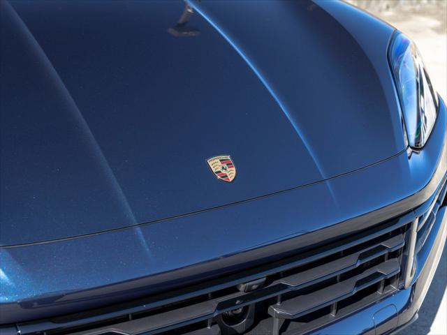 2026 Porsche Cayenne Unknown