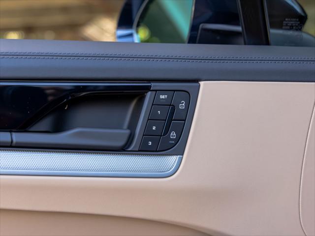 2026 Porsche Cayenne Unknown