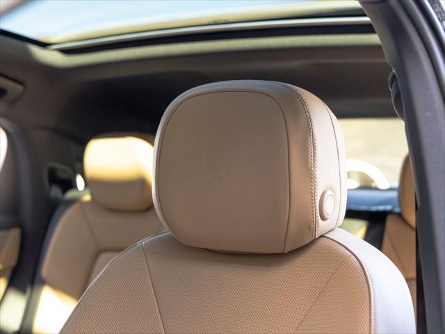 2026 Porsche Cayenne Unknown