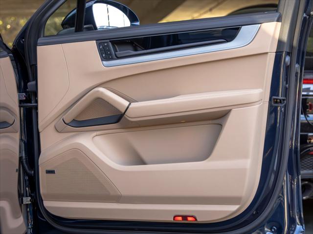 2026 Porsche Cayenne Unknown