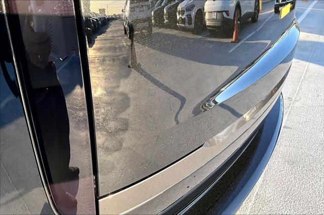2026 Land Rover Range Rover P400 SE 7 Seat