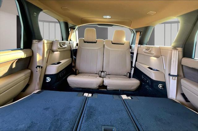 2026 Land Rover Range Rover P400 SE 7 Seat