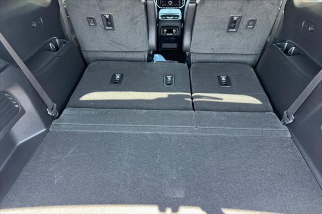 2026 GMC Acadia Denali Ultimate AWD