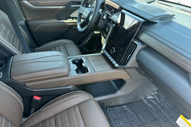 2026 GMC Acadia Denali Ultimate AWD
