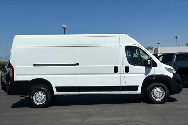2025 Ram ProMaster 2500 Cargo Van Tradesman High Roof 159" WB w/Pass Seat