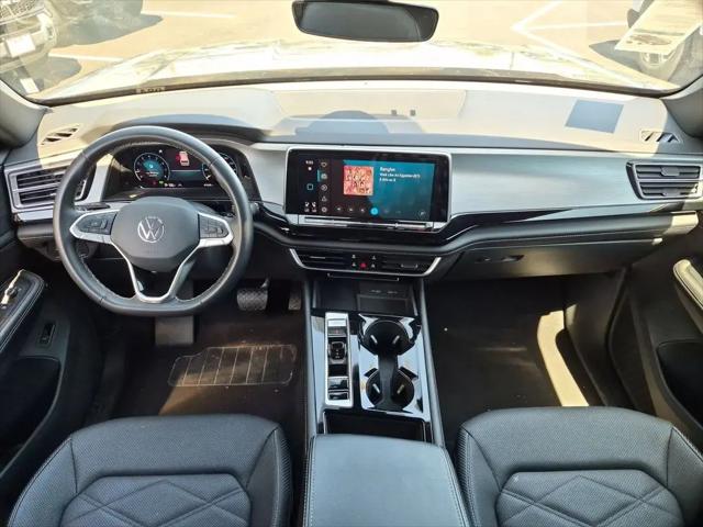 2024 Volkswagen Atlas Cross Sport 2.0T SE w/Technology
