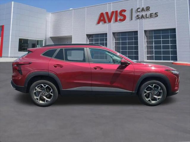 2025 Chevrolet Trax FWD LT