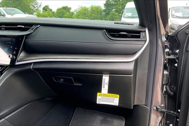2026 Jeep Grand Cherokee L Altitude 4x4