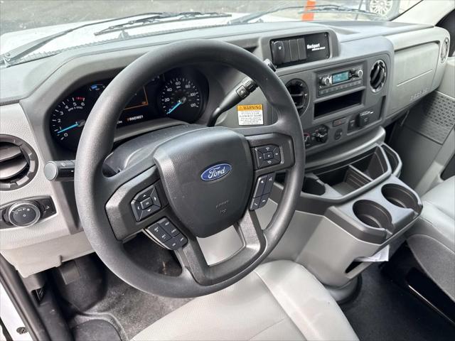 2027 Ford E-Series Cutaway Base