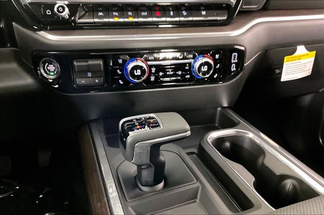 2026 GMC Sierra 1500 Crew Cab, Short Bed, SLT, 4WD