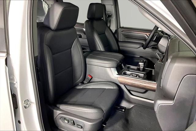 2026 GMC Sierra 1500 Crew Cab, Short Bed, SLT, 4WD