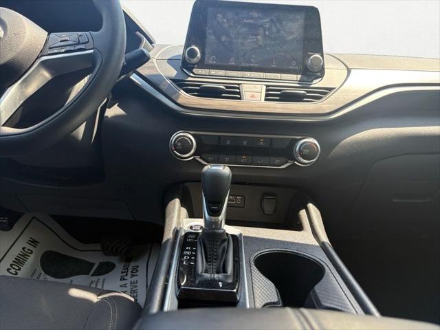 2025 Nissan Altima SV FWD