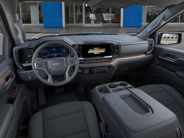 2026 Chevrolet Silverado 1500 4WD Crew Cab Short Bed LT with 2FL