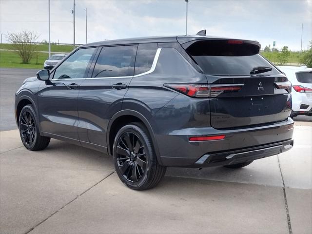 2026 Mitsubishi Outlander LE 1.5T S-AWC