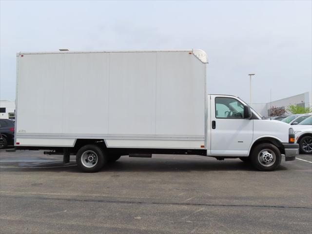 2024 GMC Savana Cutaway Work Van