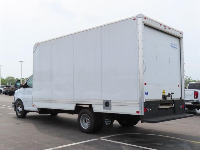 2024 GMC Savana Cutaway Work Van