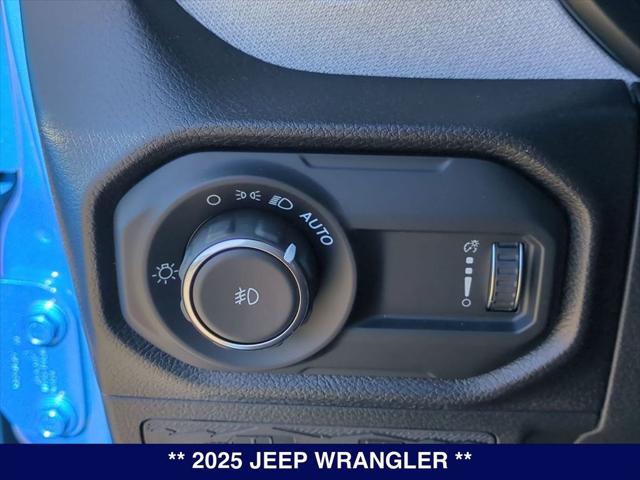 2025 Jeep Wrangler 4-Door Willys 4x4