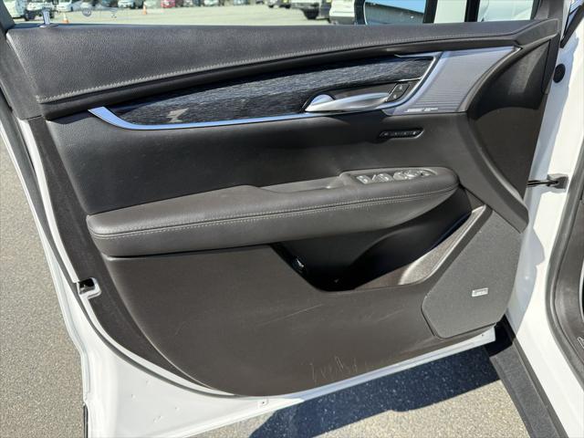 2023 Cadillac XT5 FWD Premium Luxury