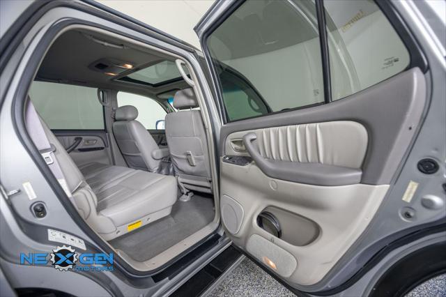 2004 Toyota Sequoia Limited V8