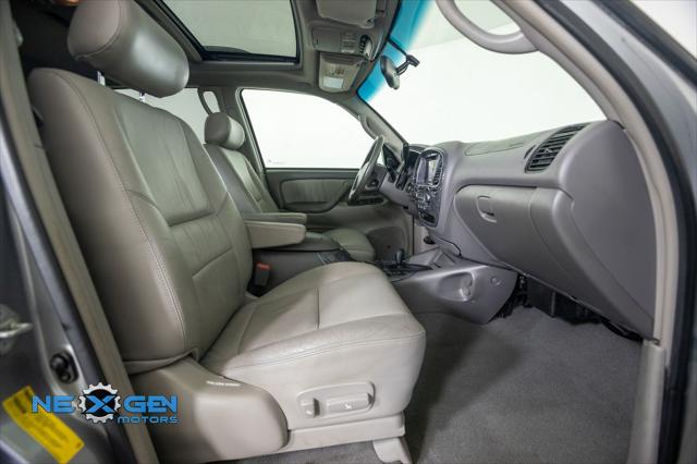 2004 Toyota Sequoia Limited V8