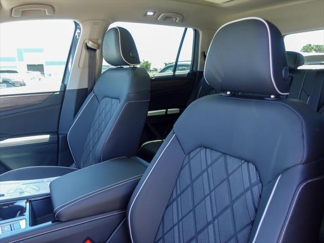 2026 Volkswagen Atlas SEL Premium R-Line
