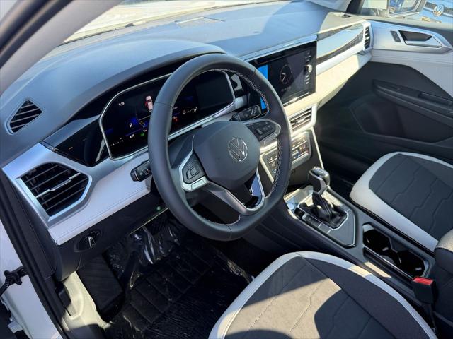 2026 Volkswagen Taos SE