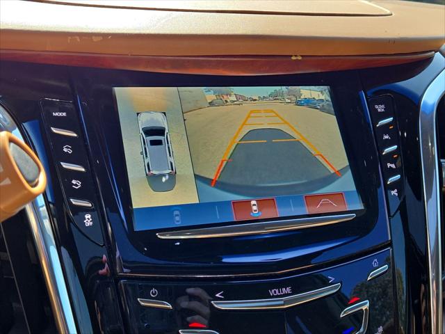 2017 Cadillac Escalade Platinum