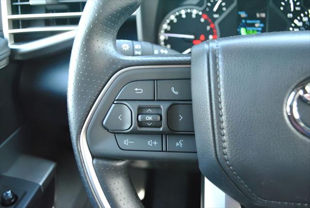 2026 Toyota Tundra SR5 CrewMax 5.5' Bed